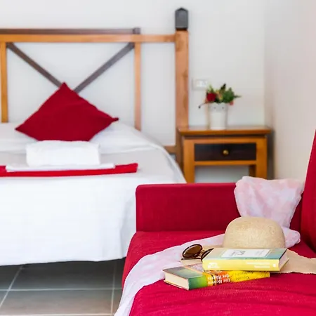 101 Bright With Pool View Playa Feñabe