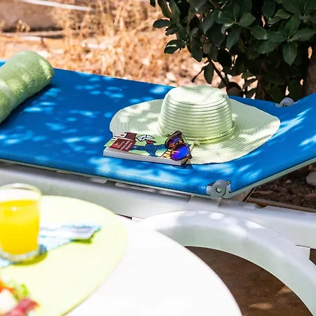 101 Bright With Pool View