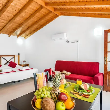 101 Bright With Pool View Appartement