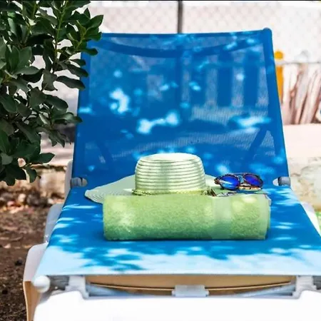 Apartment 101 Bright With Pool View *