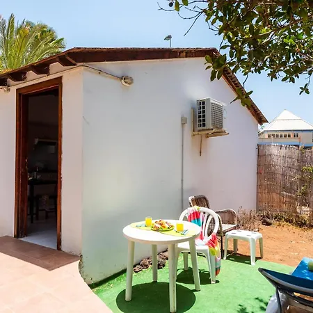 101 Bright With Pool View * Playa Fanabe